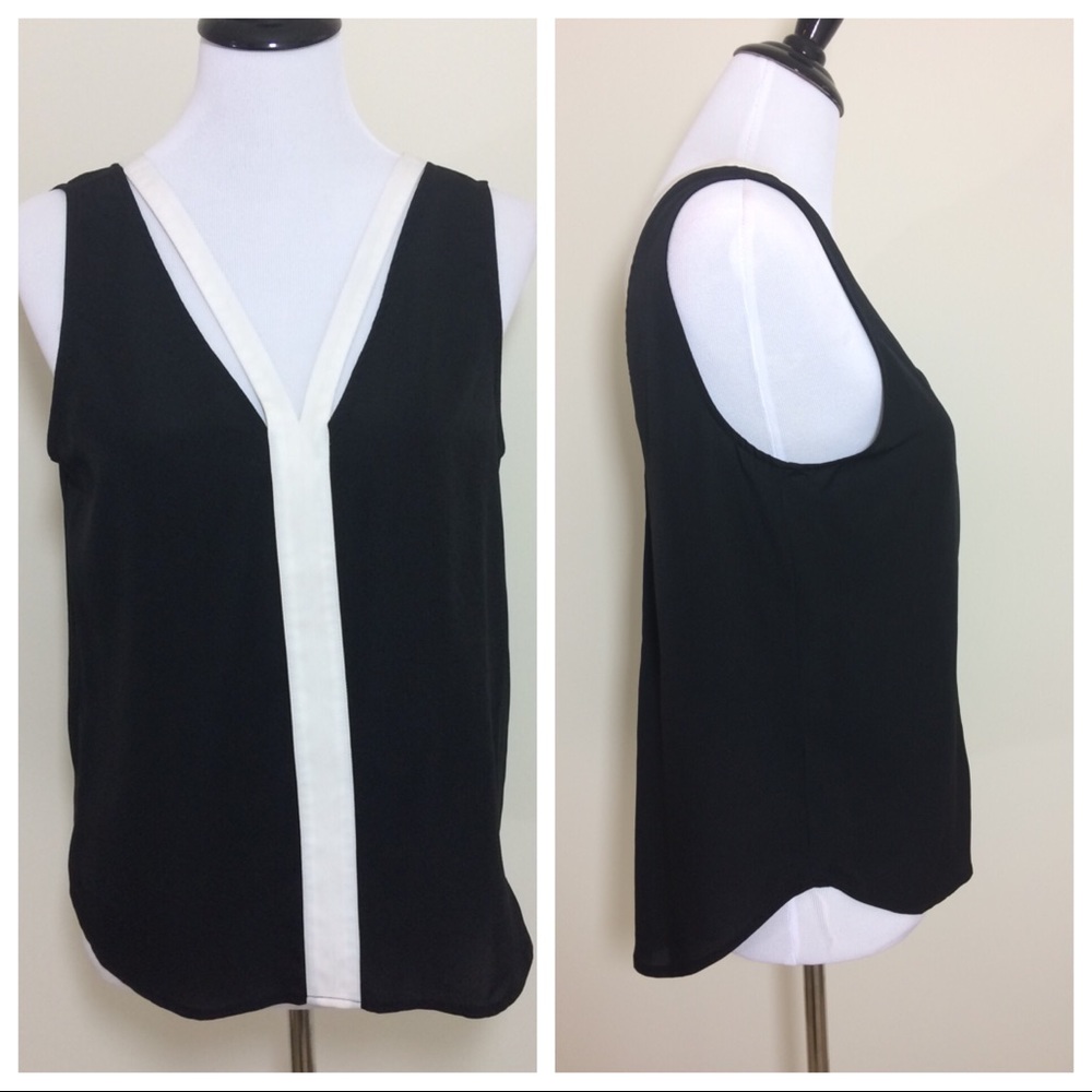 Trouve Women's Size Med Top Blouse Shirt